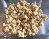 Une image de l'étape 3 de Crumble aux cranberries fraîches clémentines et amandes.