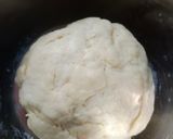 Foto langkah ke 5 dari resep Pastel Gulung Ragout Ayam.