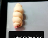 Foto del paso 3 de la receta: Bollitos rellenos (Pan preñao) 🍞🌭