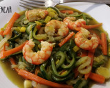 Foto del paso 6 de la receta: Wok de verduras y gambas al curry