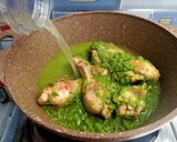 Foto langkah ke 7 dari resep Tumis Ayam Cabe Ijo.