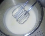 A picture of step 4 of Oil based sponge cake.