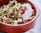 Foto del passaggio 6 della ricetta Insalata di riso Venere, orzo e farro con zucchine, tonno e primo sale senza lattosio 🍚