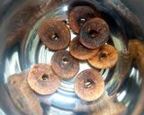 A picture of step 1 of Fig kheer.