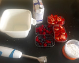 Foto del paso 1 de la receta: Frutos rojos con nata
