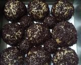 Foto langkah ke 4 dari resep Roti mamang topping meses.