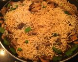 Foto del paso 2 de la receta: Fideos con Carne y Hongos