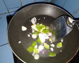 Foto langkah ke 3 dari resep Sop Ceker untuk Balita.