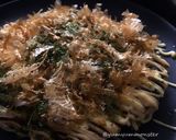 A picture of step 1 of Okonomiyaki.