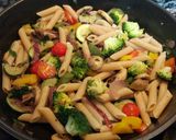 Foto del paso 3 de la receta Plumas integrales con verduras y soja