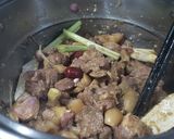 Hình bước làm 2 của món Lẩu Dê