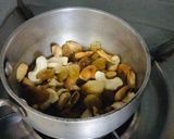 A picture of step 4 of Tender Coconut Kheer or Elaneer Payasam.