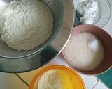 Foto langkah ke 1 dari resep Banana cake easy & super moist.