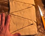 Foto del paso 4 de la receta: Medialunas en el 25 de mayo!