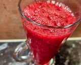 A picture of step 2 of Healthy nutritious juice.