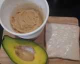 รูปขั้นตอนการทำที่ 1 ของ Avocado 🥑 Chickpea Butter Toast ขนมปังเนยถั่วลูกไก่อะโวคาโด🍯