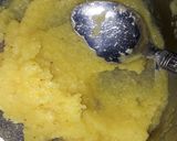 A picture of step 2 of Pineapple Ginger and Lemon Juice.