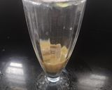 A picture of step 4 of Aam Panna mojito.