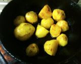 A picture of step 2 of Chicken Dakbunglow served with Gondhoraj fish pulao.