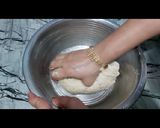 चूर चूर पराठा (Chur Chur paratha recipe in Hindi) रेसिपी चरण 2 फोटो