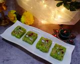 लौकी की बर्फी (lauki ki barfi recipe in hindi) रेसिपी चरण 6 फोटो