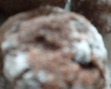 Foto del passaggio 6 della ricetta Biscotti al cacao e gocce di cioccolato