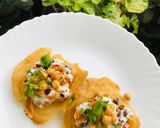 A picture of step 2 of Papri Chaat.