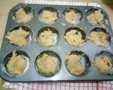 A picture of step 4 of Marbled Chocolate Banana Muffins.