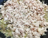 Foto del paso 6 de la receta: Calabacín relleno con pollo y champiñones