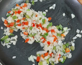 Foto del paso 1 de la receta: Arroz con verduras y pollo