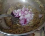 A picture of step 1 of Matar Mushroom.