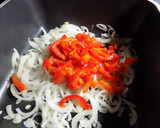 Foto del paso 6 de la receta: Porotos con Butifarra (o salchicha criolla)