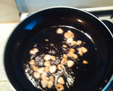 Foto del paso 3 de la receta: Ensalada de escarola con ajo refrito