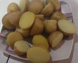 લસણીયા બટાકા (Lasaniya Bataka Recipe In Gujarati) રેસીપી સ્ટેપ1ફોટો