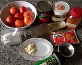 A picture of step 1 of Pizza sauce.