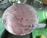 Hình bước làm 2 của món Sữa chua việt quất