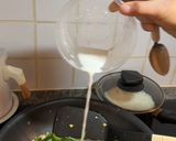 Foto langkah ke 6 dari resep Tumis Pocai Telur 3 Rasa.