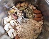 A picture of step 2 of Thandai.