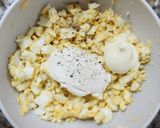 Foto del paso 6 de la receta: 🐰Huevo de Pascua salado 🐰Receta viral #3 🐰Ensalada de atún, verdeo y arroz parboil🐰