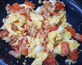 ไข่เจียวปูอัดผัดพริก วิธีทำสูตร 3 รูป