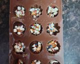 होम मेड चॉकलेट (Home made chocolate recipe in Hindi) रेसिपी चरण 5 फोटो