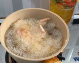 Foto langkah ke 8 dari resep Sayap Ayam Goreng Ketumbar.