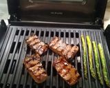 A picture of step 4 of Electric smokeless grill.