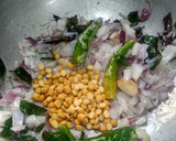 ரோட்டு கடை பிளைன் இட்லி குருமா (Idli kuruma recipe in tamil) ரெசிபி ஸ்டேப் 2 புகைப்படம்