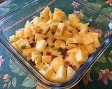 Une image de l'étape 5 de Salade d'ananas mariné aux fruits confits.