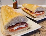 Foto del paso 2 de la receta: Bocadillo de queso fresco, Tajín y jamón