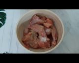 Foto langkah ke 1 dari resep Semur Ayam Kentang.