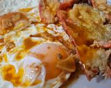 Foto del paso 8 de la receta: Huevos fritos y bogavante frito con vinagreta de jugo de bogavante