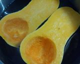 Foto del paso 1 de la receta: Calabacita rellena de pencas con zapallitos revueltos