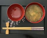 Hình bước làm 4 của món Canh Miso Rong Biển (Miso Soup)